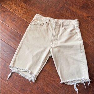 Levi’s 501 tan or cream cut off shorts frayed size 32 dad length red back patch